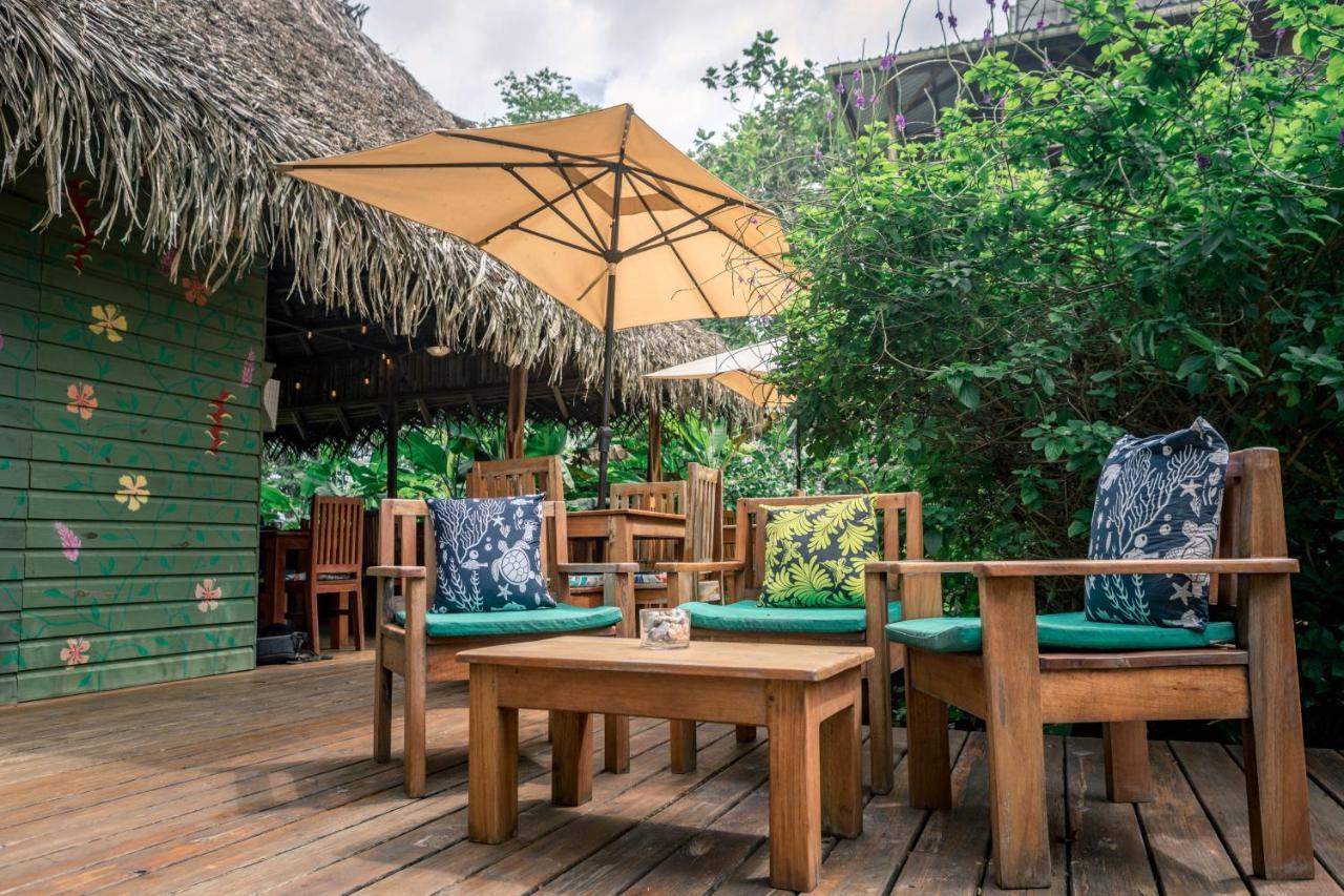 The Hummingbird Hotell Bocas del Toro Exteriör bild